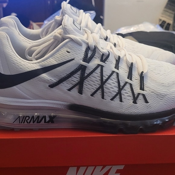 2015 Nike Air Max 'White Black' - Picture 6 of 6